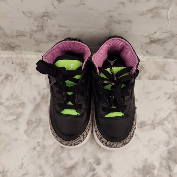 Pre-owned 2020 Jordan 3 retro - Picture 4 of 9